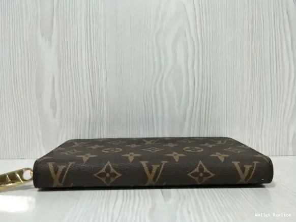 Affordable VUITTON LOUIS ZIPPY ORGANIZER 0630